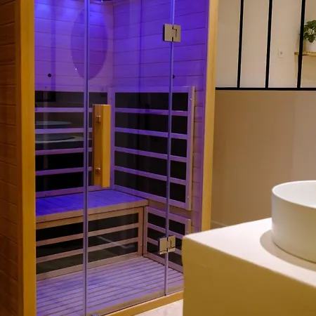 Ama, Avec Baignoire Balneo Et Sauna Prive